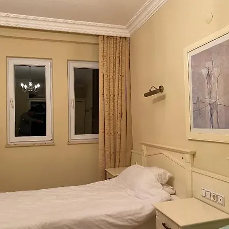 Goldcity Semesteranläggning (resort) *